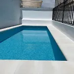 Nuevo Con Piscina En El Centro Doña Paca-ronda *