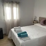Nuevo Con Piscina En El Centro Doña Paca-ronda