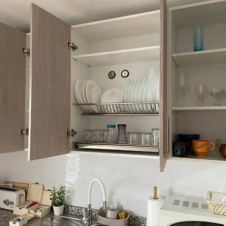 Nuevo Con Piscina En El Centro 